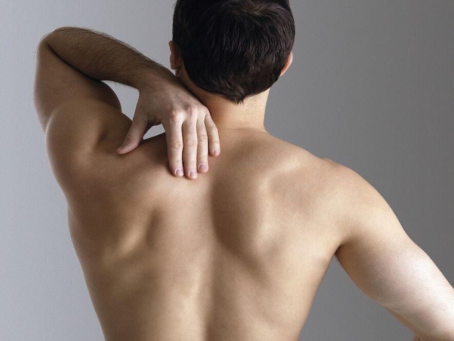 Pain below the left scapula from the back, photo 5 from the back